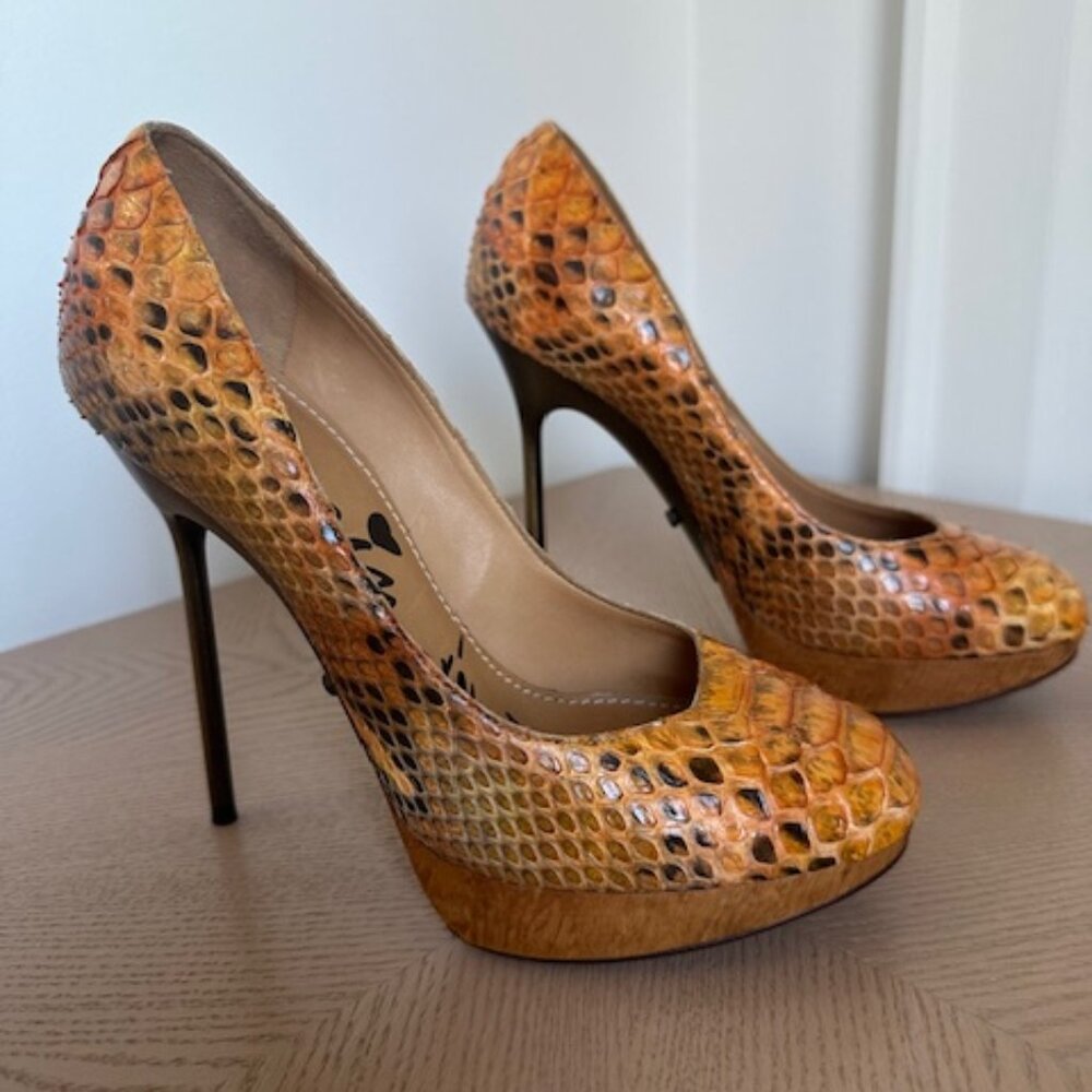 Lanvin Snakeskin Pumps, Gradient Orange, Size Stilleto Heel, Size 37.5, Signed
